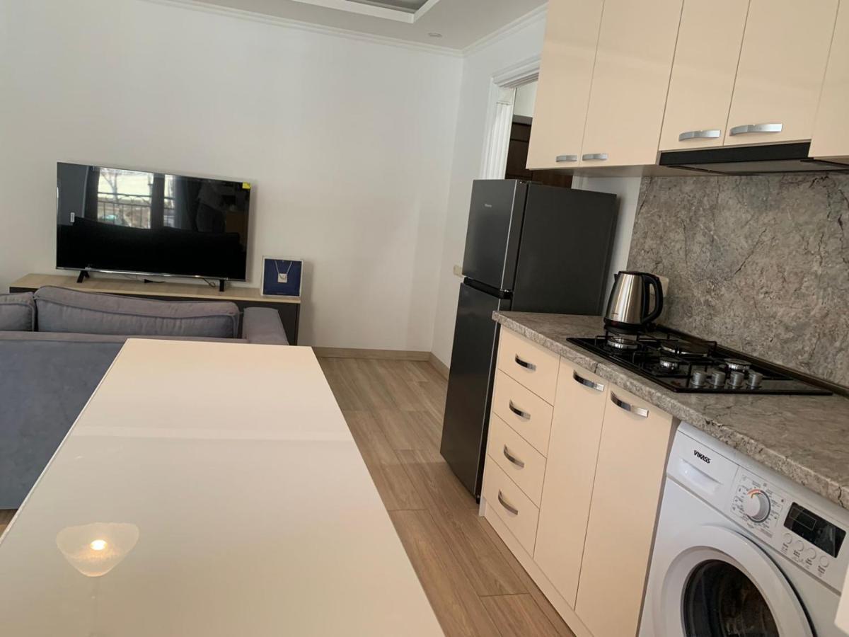 19Tumanyan Excellent Apartment In The Centre Of Capital Jerevan Eksteriør billede